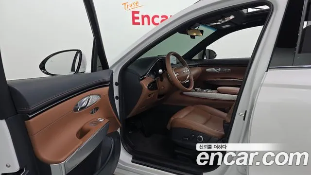 Genesis GV70 2.5T Бензин 2WD — Фото автомобиля 10