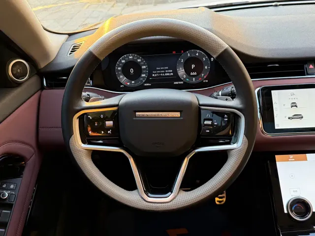 Land Rover Range Rover Evoque — Фото автомобиля 14