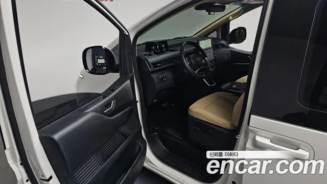 Hyundai Staria Staria Карго 5 мест — Фото автомобиля 9