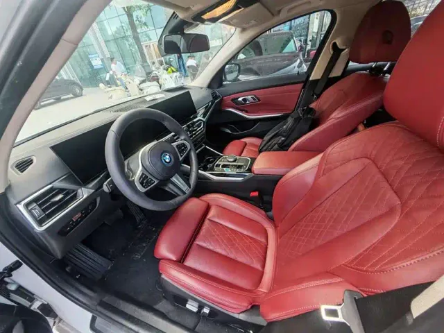 BMW i3 — Фото автомобиля 7