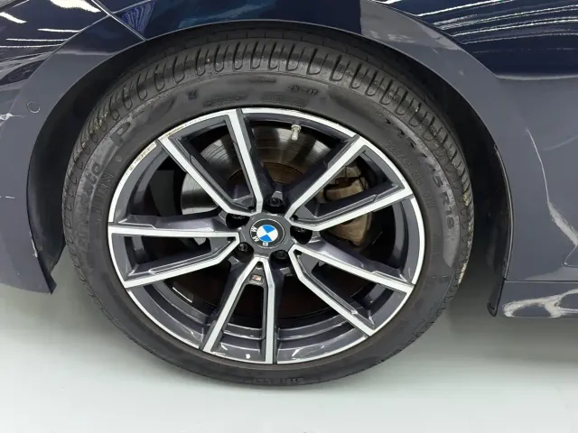 BMW 3 Series — Фото автомобиля 28