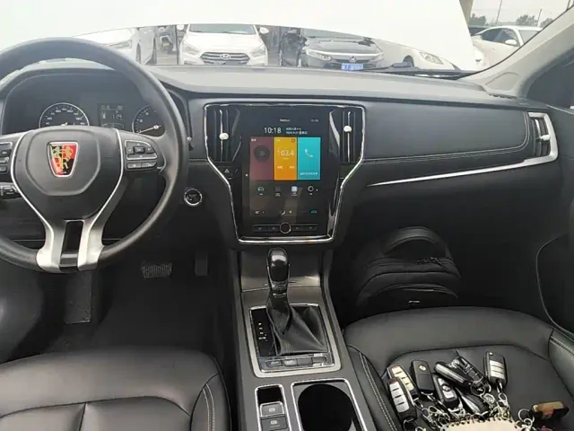 Roewe i6 — Фото автомобиля 12