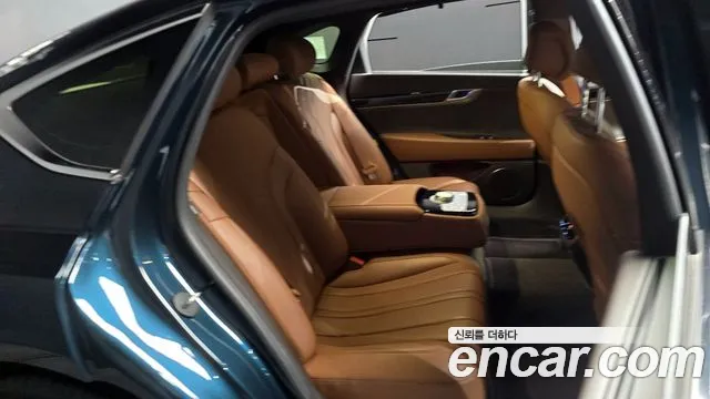 Genesis G80 Бензин 2.5 турбо 2WD — Фото автомобиля 12
