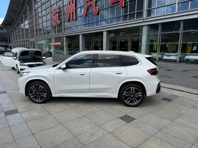 BMW X1 — Фото автомобиля 4