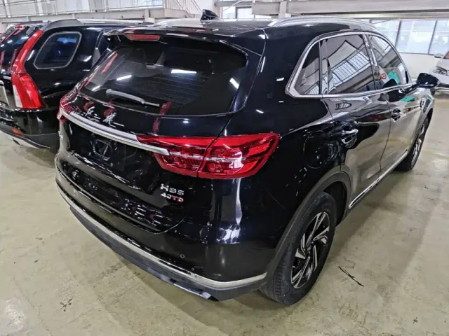 Hongqi HS5 — Фото автомобиля 6