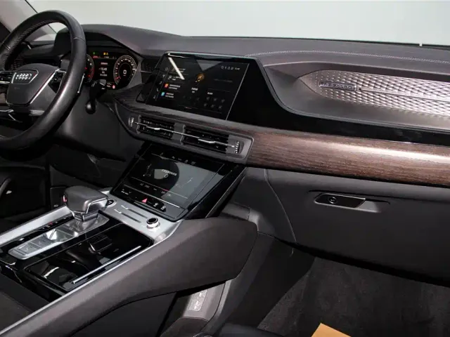 Audi Q6 — Фото автомобиля 25