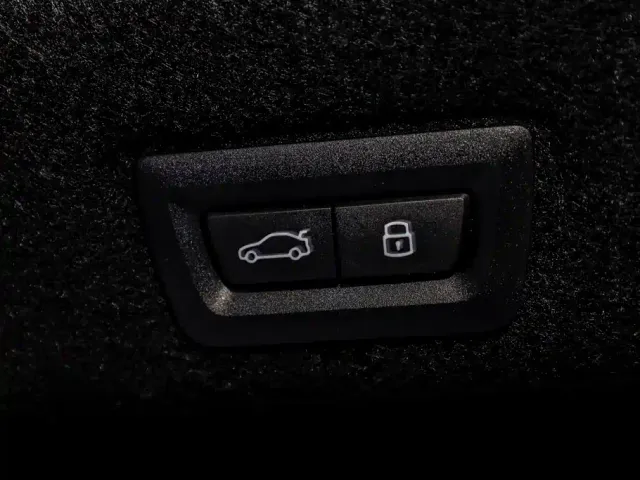BMW 5 Series — Фото автомобиля 6