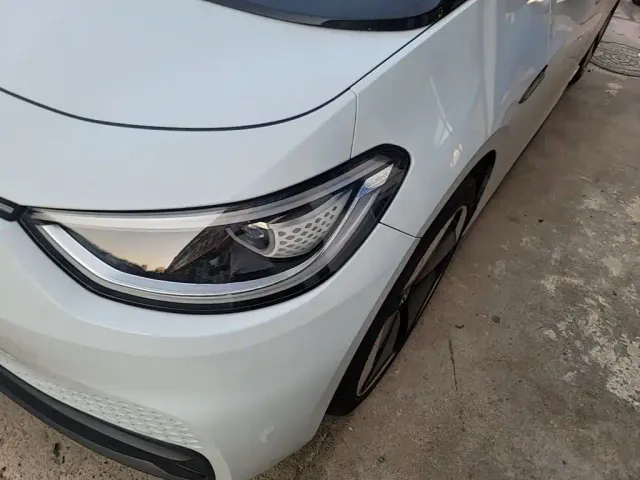 Volkswagen ID.3 — Фото автомобиля 23