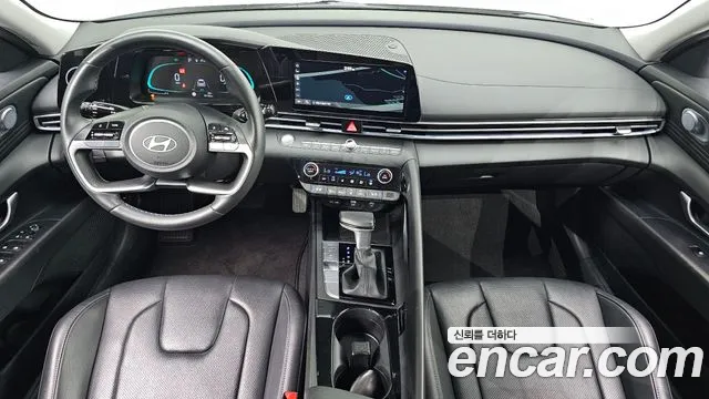 Hyundai Avante CN7 — Фото автомобиля 10