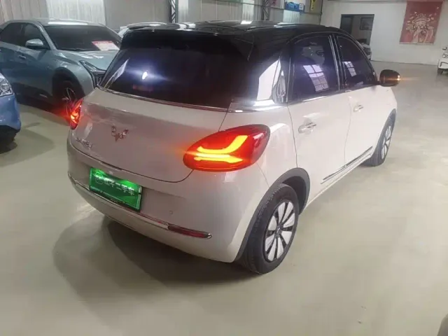 Wuling Bingo — Фото автомобиля 6
