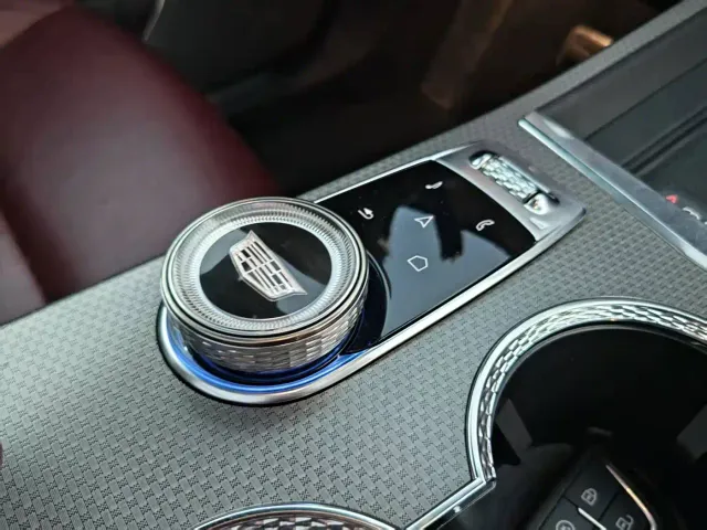 Cadillac XT5 — Фото автомобиля 23