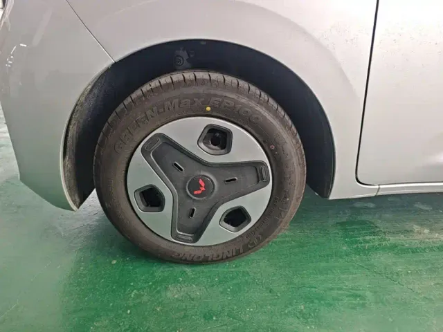 Wuling Zhiguang NEV — Фото автомобиля 22
