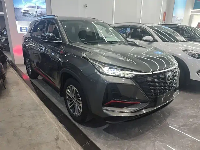 Changan CS75 Plus — Фото автомобиля 3