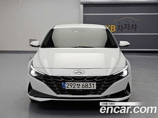Hyundai Avante — Фото автомобиля 2