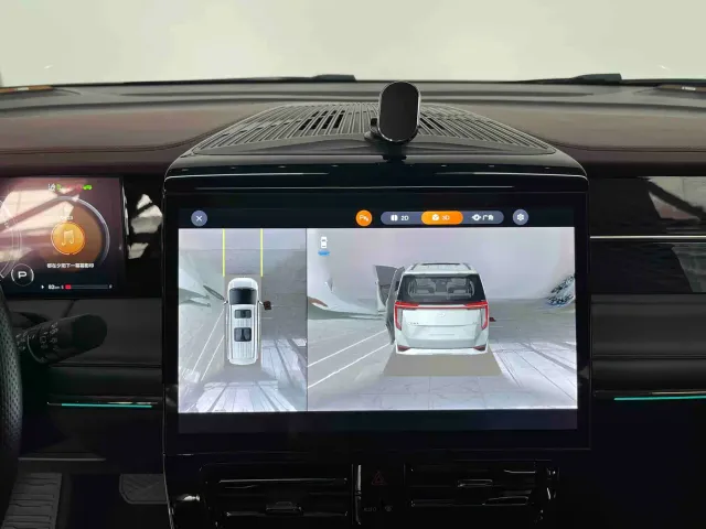 GAC Trumpchi M8 — Фото автомобиля 17