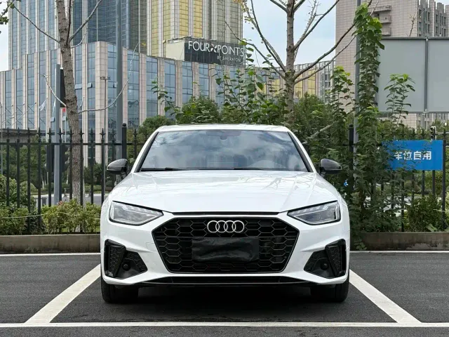 Audi A4L — Фото автомобиля 2