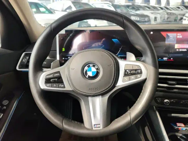 BMW 3 Series — Фото автомобиля 15