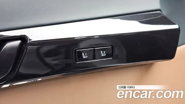 Hyundai Grandeur GN7 — Фото автомобиля 27