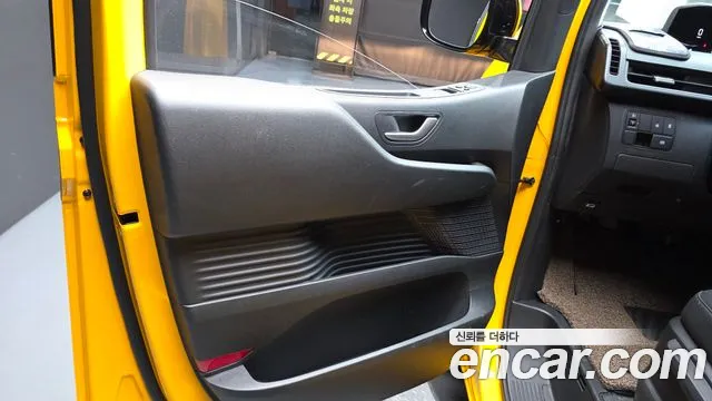 Hyundai Staria Staria L3.5 Школьный автобус — Фото автомобиля 21