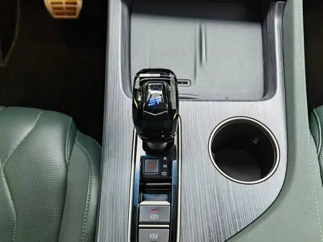 Jetour Shanhai L9 — Фото автомобиля 13