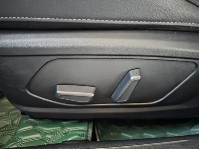 Hyundai Elantra — Фото автомобиля 9