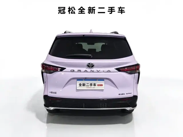 Toyota Granvia — Фото автомобиля 4