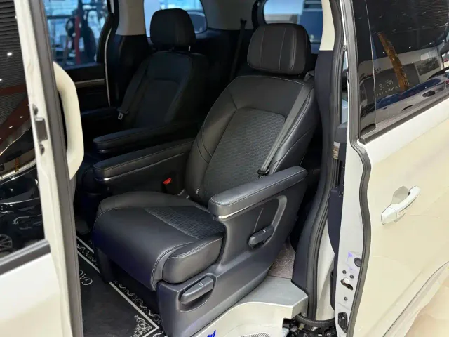 GAC Trumpchi M8 — Фото автомобиля 7