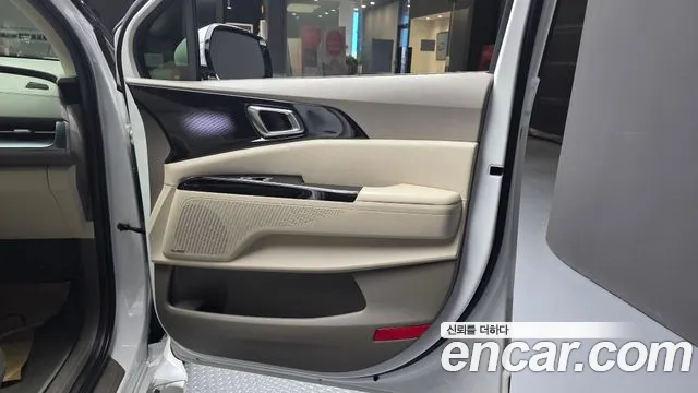 Kia Canival Carnival 4 поколение Бензин 7 мест Hi-Limousine — Фото автомобиля 19