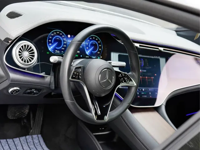 Mercedes-Benz EQS — Фото автомобиля 12