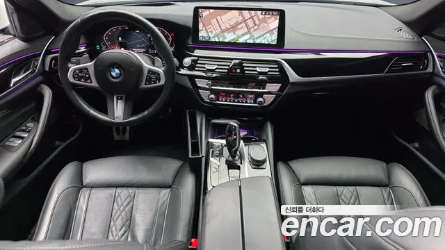 BMW 5 Series G30 — Фото автомобиля 10