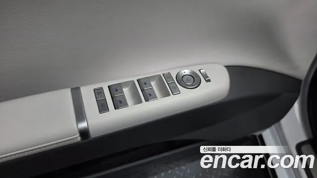 Hyundai Grandeur — Фото автомобиля 24
