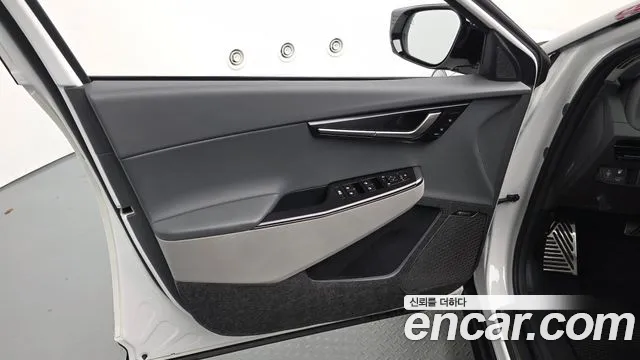 Kia EV6 — Фото автомобиля 13