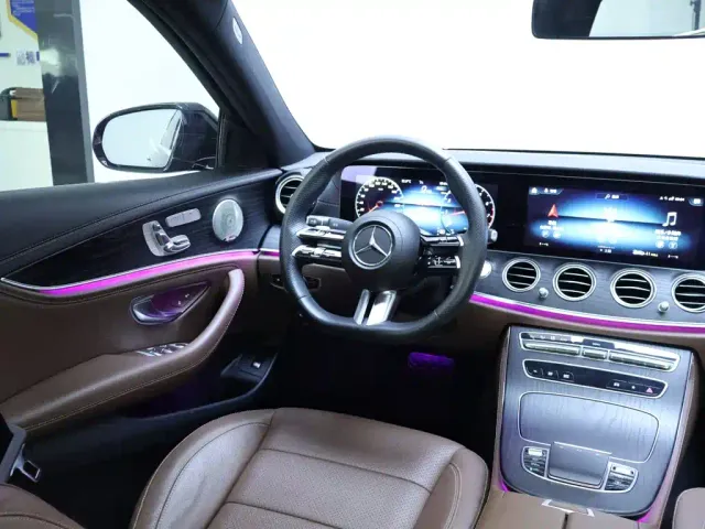 Mercedes-Benz E-Class — Фото автомобиля 14