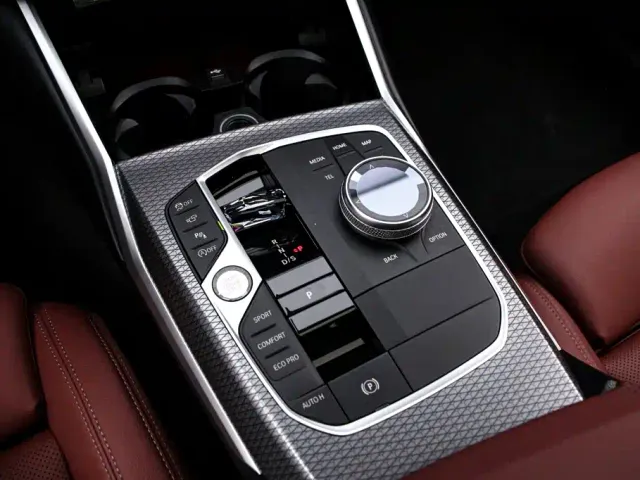 BMW 3 Series — Фото автомобиля 9
