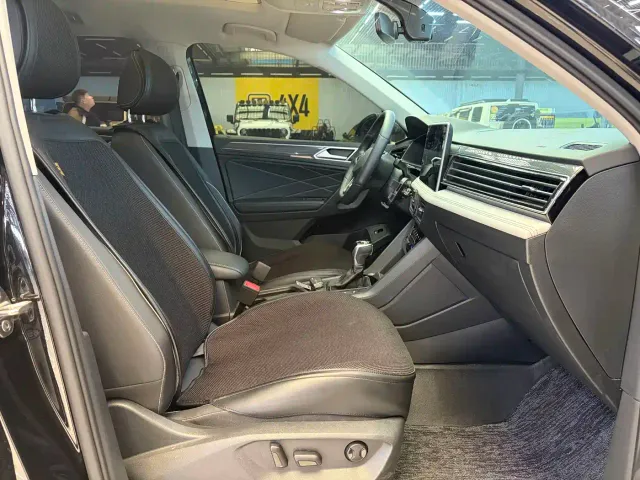 Volkswagen Tiguan L — Фото автомобиля 7