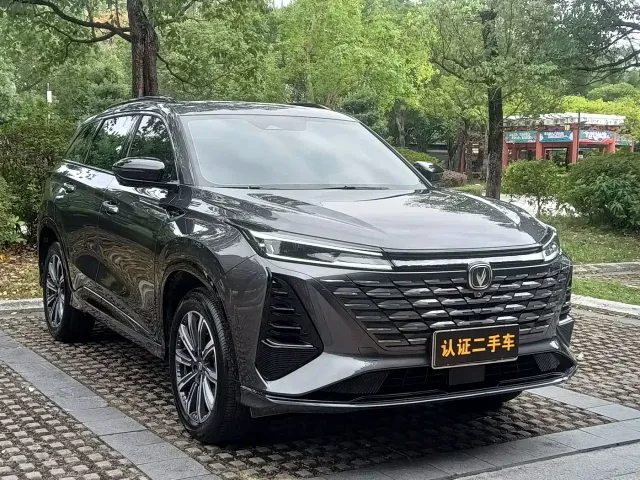 Changan CS75 Plus — Фото автомобиля 3