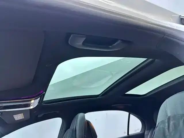 Mercedes-Benz C-Class — Фото автомобиля 11