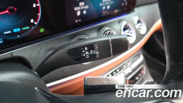 Mercedes-Benz CLS-Class — Фото автомобиля 9