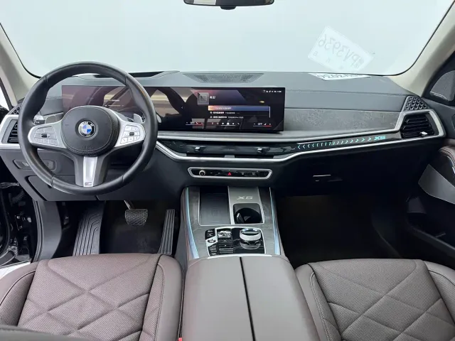 BMW X5 — Фото автомобиля 10