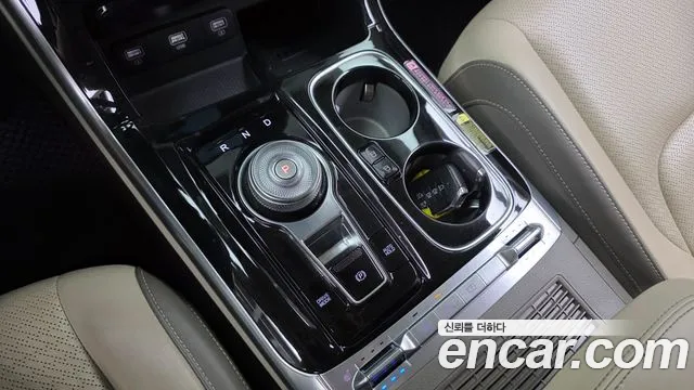 Kia Canival Carnival 4 поколение Бензин 9 мест Hi-Limousine — Фото автомобиля 2