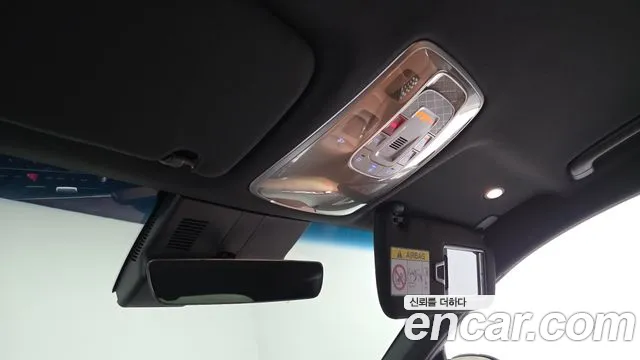 Genesis GV70 — Фото автомобиля 28
