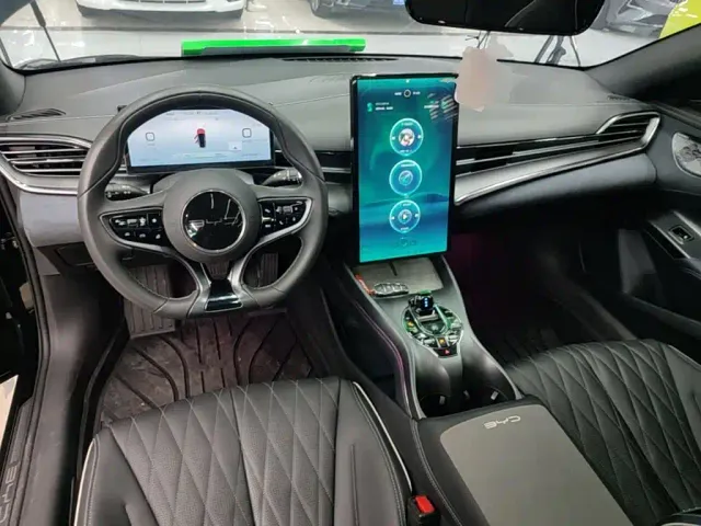 BYD Seal — Фото автомобиля 9
