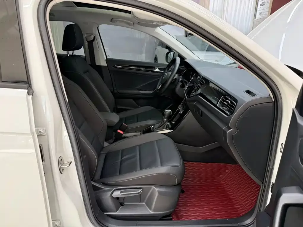 Volkswagen Volkswagen T-ROC 2021 280TSI DSG 2WD Comfort Smart Connect Edition — Фото автомобиля 21