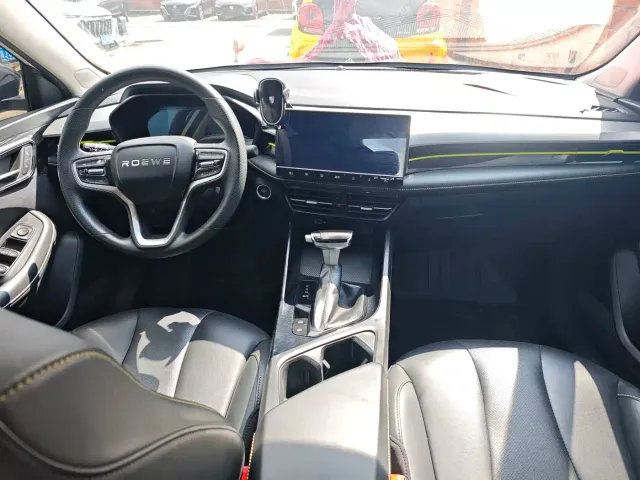 Roewe i5 — Фото автомобиля 6