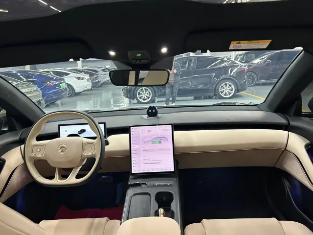 Nio ET5 Touring — Фото автомобиля 5