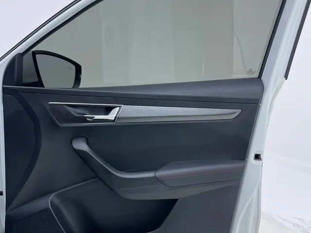 Skoda Karoq — Фото автомобиля 28
