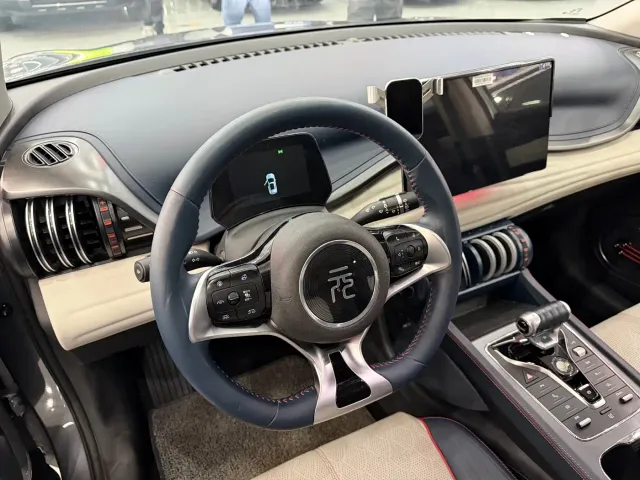 BYD Yuan PLUS — Фото автомобиля 12