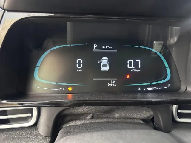 Hyundai Elantra — Фото автомобиля 6
