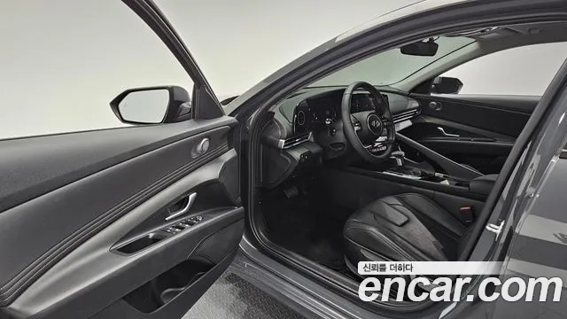 Hyundai AVANTE Новый Avante (CN7) — Фото автомобиля 10