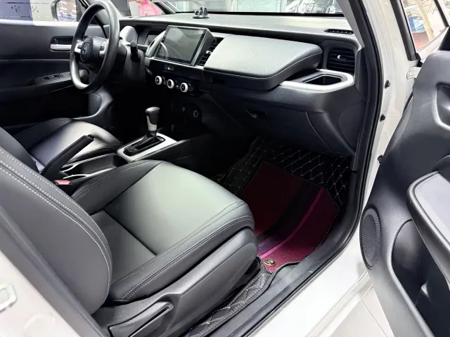 Honda Fit — Фото автомобиля 15